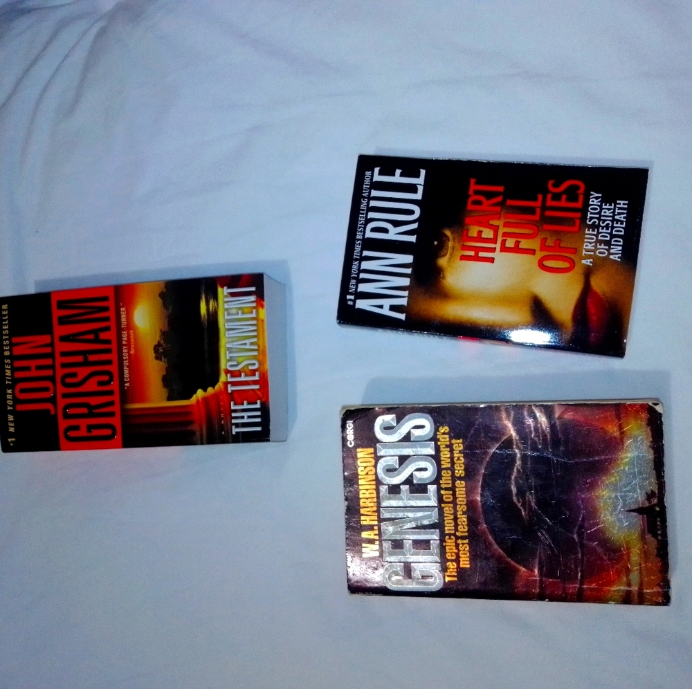 3 bundle 📚 novel books